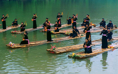 Festival national de chant then et de dan tinh